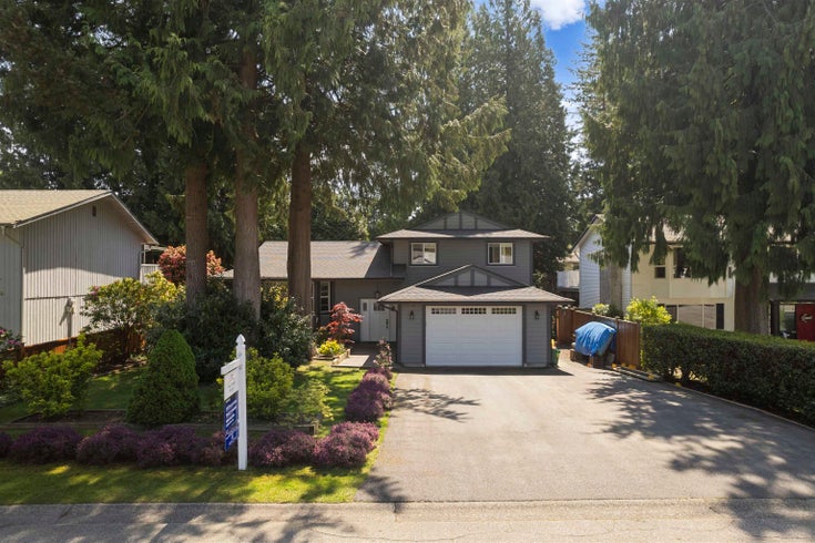 20240 44a Avenue - Langley City Single Family Residence for Sale, 3 Bedrooms (R2996046)