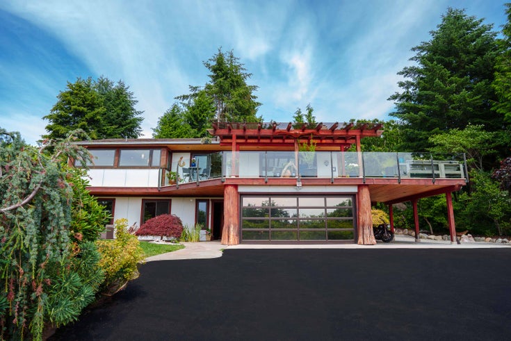 298 HARRY ROAD. GIBSONS, BC - 298 HARRY ROAD HARRY ROAD House/Single Family for sale, 4 Bedrooms (R2901184)