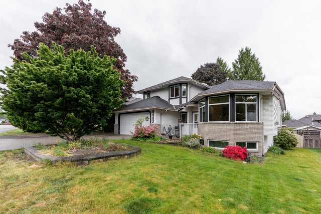 19624 Somerset Drive - Mid Meadows Single Family Residence for Sale, 3 Bedrooms (R3027579)