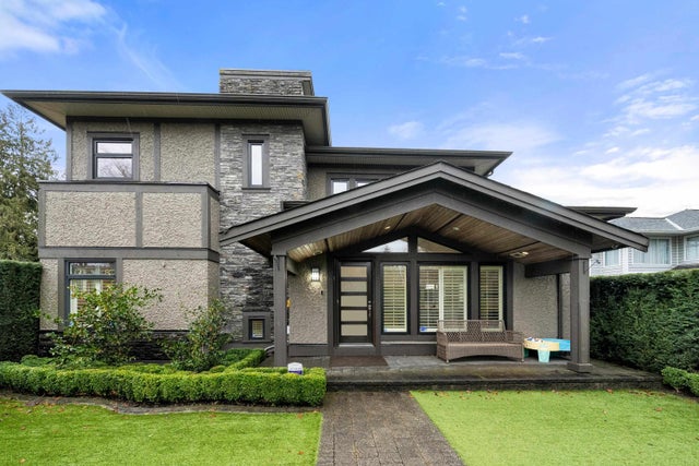 415 W 16th Street - Central Lonsdale Other for Sale, 4 Bedrooms (R2975095)