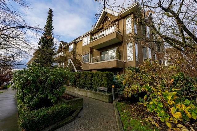304 751 Chesterfield Avenue, North Vancouver, B.C., V7M 3L8 - Central Lonsdale Apartment/Condo for sale, 2 Bedrooms (R2840808)
