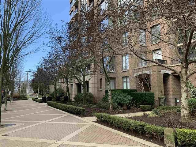 605 170 W 1st Street, North Vancouver - Lower Lonsdale Apartment/Condo for sale, 1 Bedroom (R2441996)