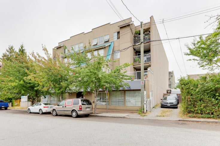 201 22351 ST ANNE AVENUE - West Central Apartment/Condo for sale, 2 Bedrooms (R2611796)