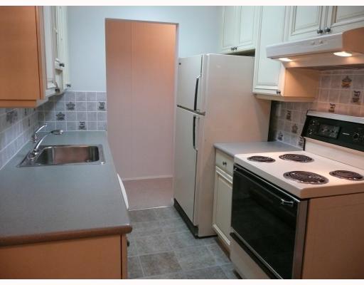 # 101 143 E 19TH ST - Central Lonsdale Apartment/Condo for sale, 2 Bedrooms (V706627) #2