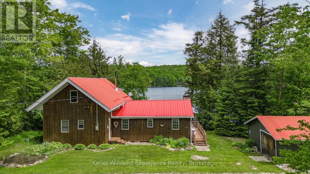 1077 FRIENDSHIP LANE - Algonquin Highlands (sherborne) House for Sale, 4 Bedrooms (X12132653)