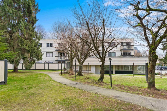 204 - 780 Premier Street - Lynnmour Apartment/Condo for Sale, 1 Bedroom (R2992234)