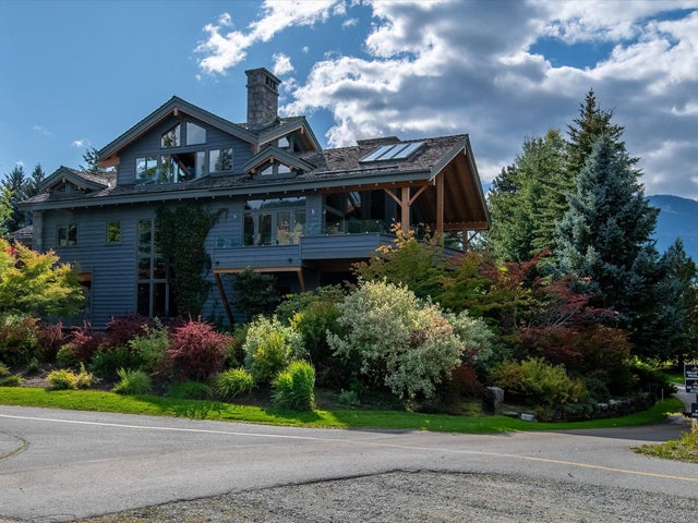 8065 Nicklaus North Boulevard - Green Lake Estates Single Family Residence for Sale, 3 Bedrooms (R3021362)