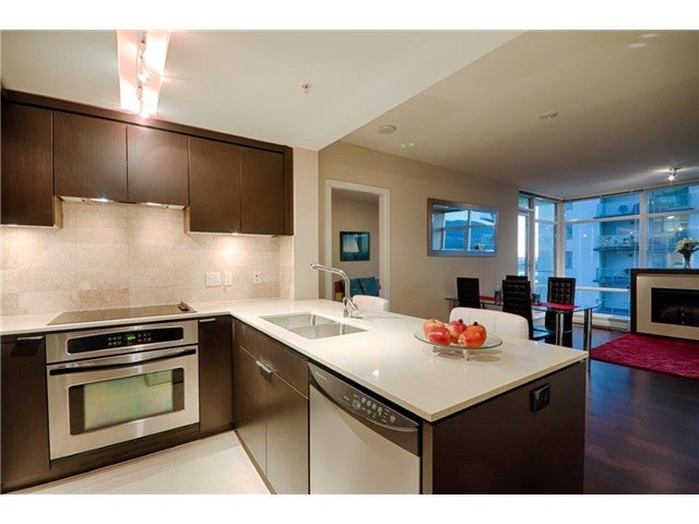 # 1207 158 W 13TH ST - Central Lonsdale Apartment/Condo for sale, 2 Bedrooms (V1086786)
