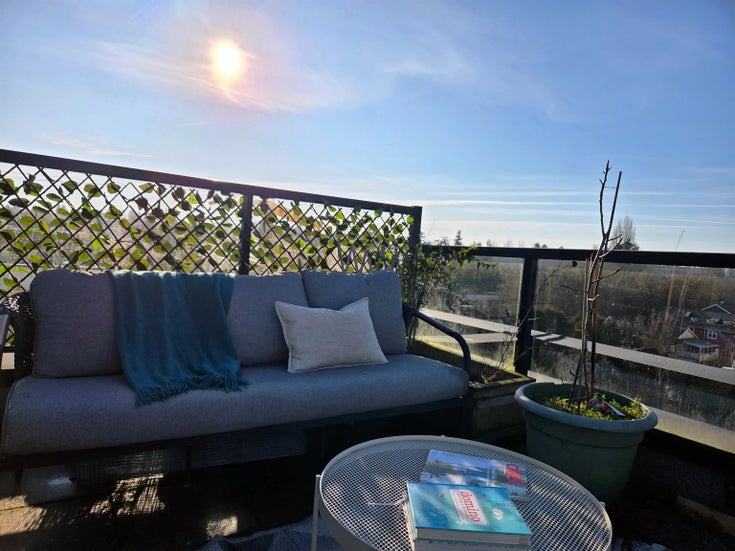 PH20 - 2150 E Hastings Street - Hastings Apartment/Condo for Sale, 1 Bedroom (R3049560)