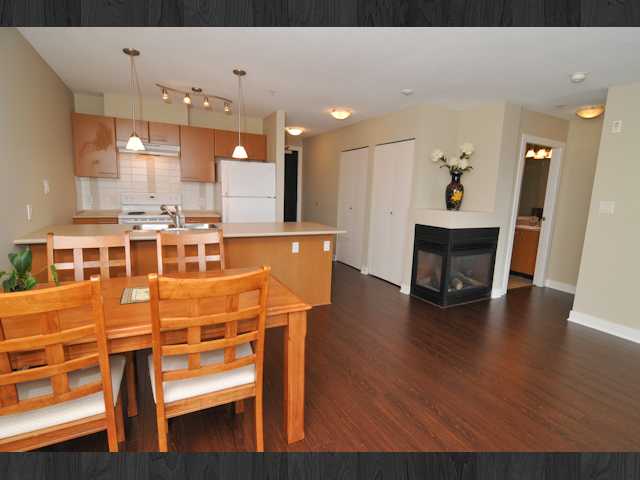 # 409 2525 BLENHEIM ST - Kitsilano Apartment/Condo, 1 Bedroom (V946698)