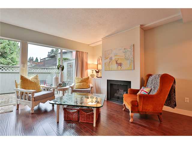 3025 CENTAURUS DR - Simon Fraser Hills Townhouse, 3 Bedrooms (V998794)