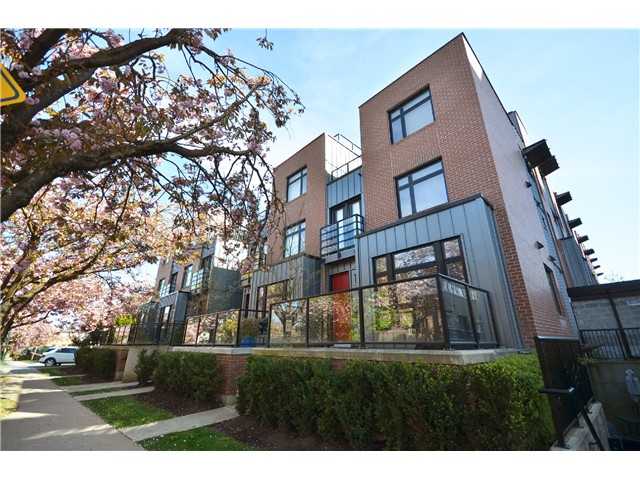 454 E 11TH AV - Mount Pleasant VE Townhouse, 4 Bedrooms (V1114800)