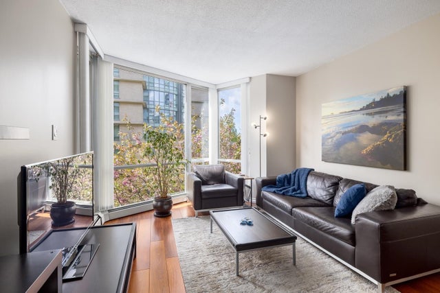 302 1288 MARINASIDE CRESCENT - Yaletown Apartment/Condo for sale, 1 Bedroom (R2686042)
