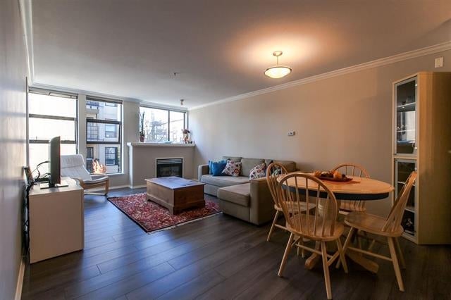 307 305 LONSDALE AVENUE - Lower Lonsdale Apartment/Condo, 2 Bedrooms (R2011747)