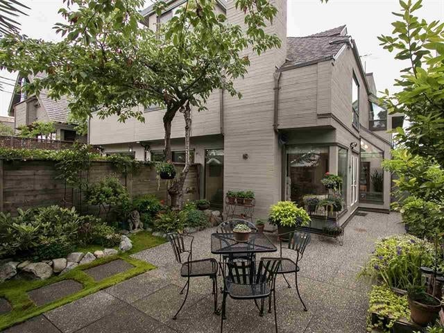 2550 W 1ST AVENUE - Kitsilano Townhouse for sale, 2 Bedrooms (R2083566)