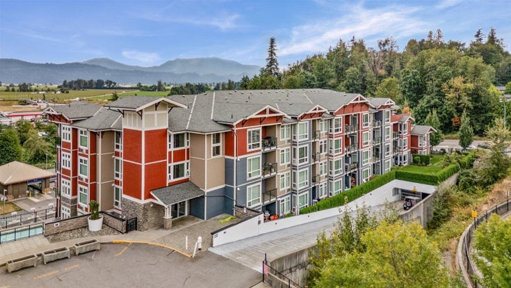 211 - 2242 Whatcom Road - Abbotsford East Apartment/Condo for Sale, 2 Bedrooms (R3038578)