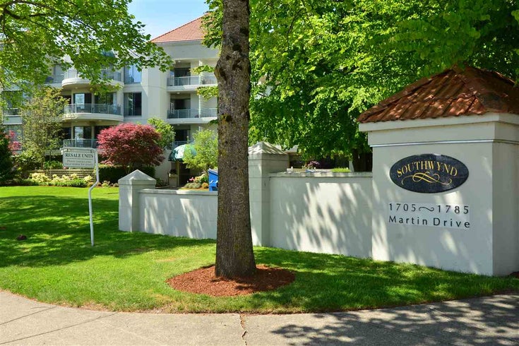 105 1705 MARTIN DRIVE - Sunnyside Park Surrey Apartment/Condo for sale, 2 Bedrooms (R2309610)
