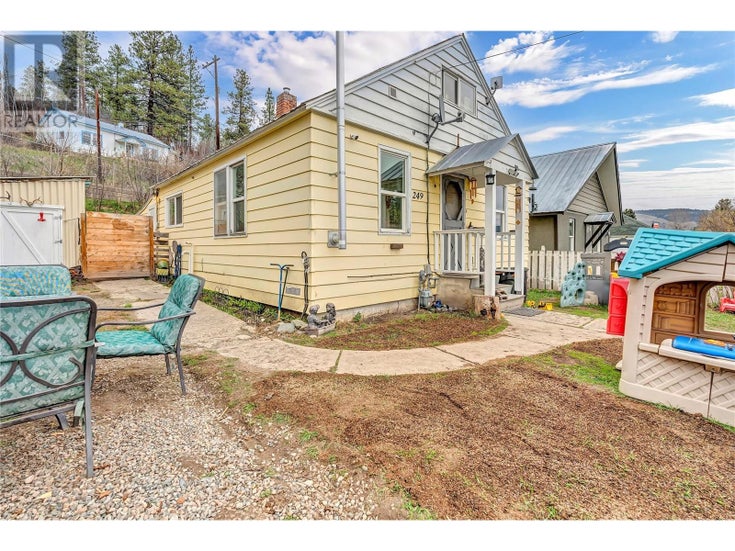 249 Luard Ave - Princeton House for Sale, 3 Bedrooms (10341345)