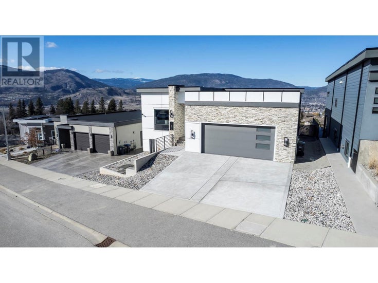 182 AVERY Place - Penticton House for Sale, 4 Bedrooms (10323207)