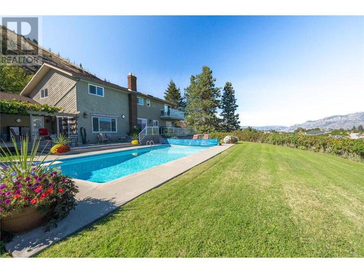 10707 Giants Head Road - Summerland House for Sale, 4 Bedrooms (10326856)
