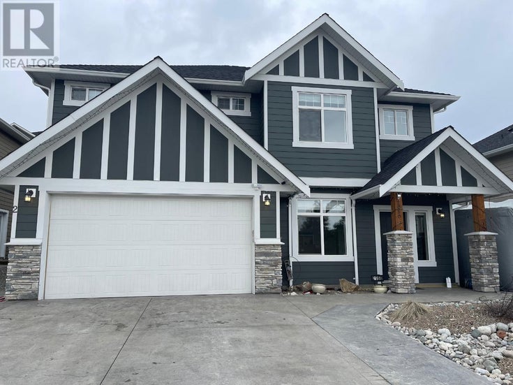 2050 LAWRENCE Avenue - Penticton House for Sale, 5 Bedrooms (10330556)