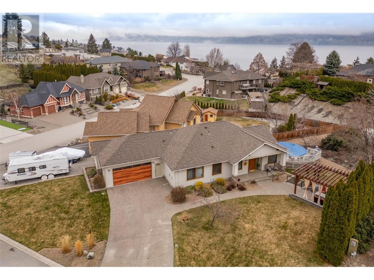174 Jewell Place - Summerland House for Sale, 5 Bedrooms (10340823)