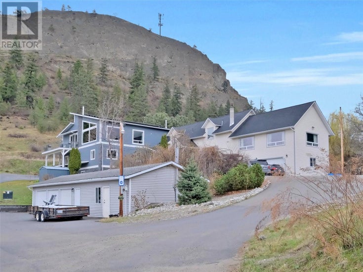 9801/9809 Gould Avenue - Summerland House for Sale, 5 Bedrooms (10342712)