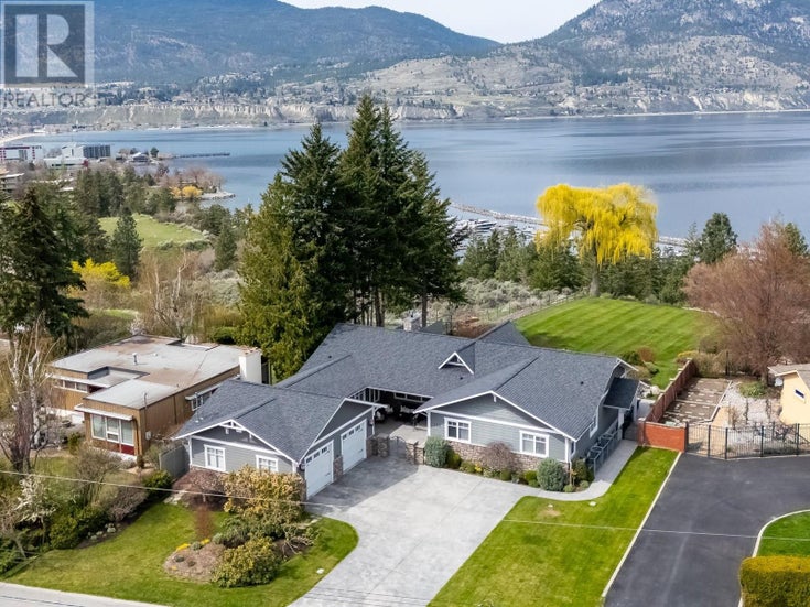 162 VANCOUVER Place - Penticton House for Sale, 4 Bedrooms (10343824)