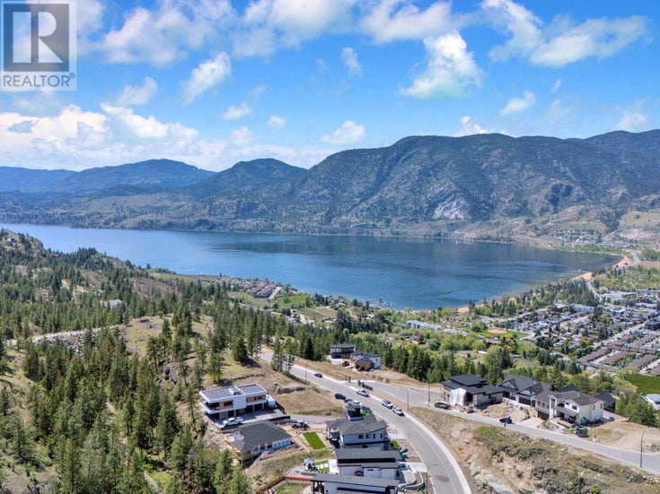 3331 EVERGREEN Drive Unit# 106 - Penticton House for Sale, 3 Bedrooms (10346061)