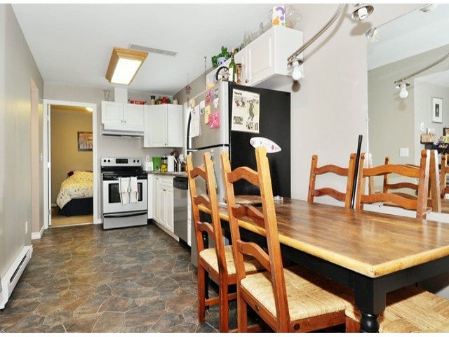 20252 HAMPTON ST - Southwest Maple Ridge House/Single Family for sale, 5 Bedrooms (V1090406) #16