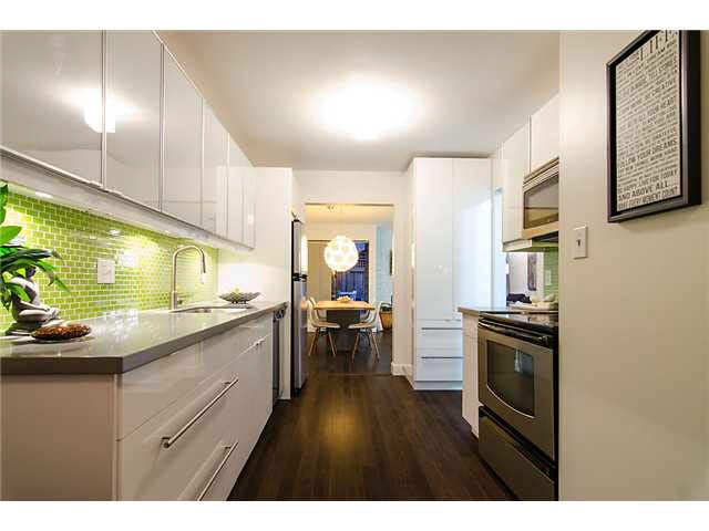 165 W 19th Street - Central Lonsdale Townhouse for sale, 3 Bedrooms (V980037)