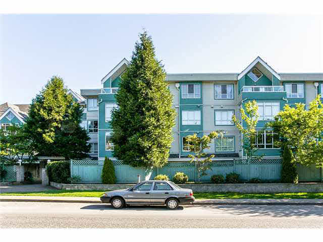 105 855 W 16th Street - Mosquito Creek Apartment/Condo for sale, 2 Bedrooms (V1094153)