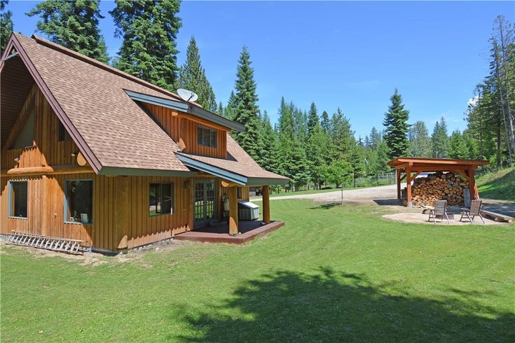 2715 Pass Creek Road - Krestova House for sale, 2 Bedrooms (2439054)