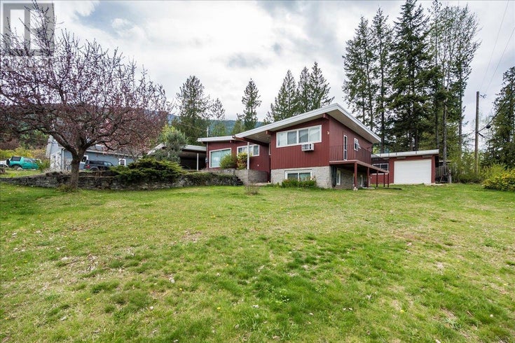 1402 CREASE Avenue - Nelson House for Sale, 3 Bedrooms (10345591)