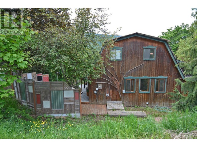 2022 Creek Street - Nelson House for Sale, 5 Bedrooms (10350025)