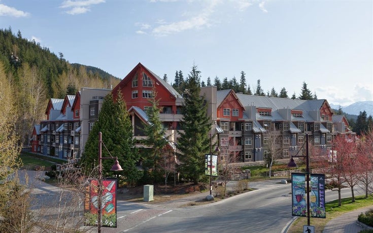 324 2050 LAKE PLACID RD - Whistler Village Apartment/Condo for sale, 1.5 Bedrooms 
