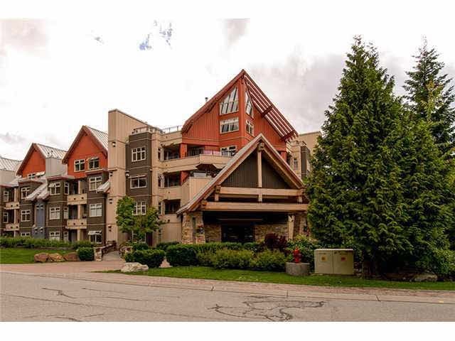 309 2050 Lake Placid Road - Whistler Creek Apartment/Condo, 2 Bedrooms (V1072780)