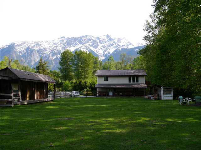 1531 Sea To Sky Highway 99 - Pemberton House with Acreage, 4 Bedrooms (V1064962)