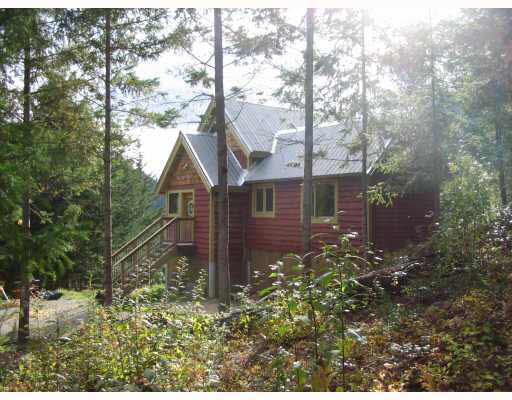 8961 Old Portage Road - Poole Creek House with Acreage, 1 Bedroom (V808323)