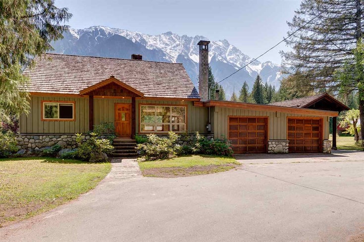 1850 Highway 99 Road - Pemberton House with Acreage, 4 Bedrooms (R2259064)