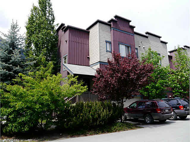 9 1445 Vine Road - Pemberton Townhouse, 3 Bedrooms (V1122943)