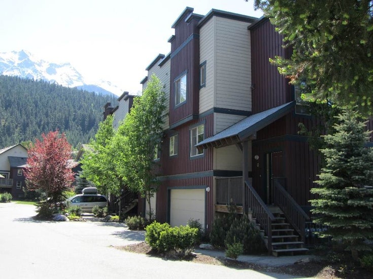 12 1445 Vine Road - Pemberton Townhouse, 3 Bedrooms (R2011708)