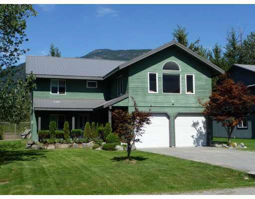 1469 Hemlock Street - Pemberton House/Single Family, 3 Bedrooms (V784063)