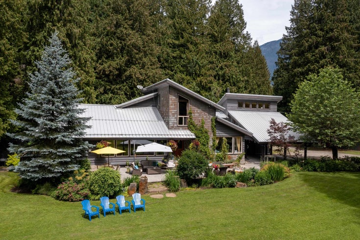 7650 RYAN CREEK ROAD - Pemberton Meadows House with Acreage for Sale, 3 Bedrooms (R2927566)