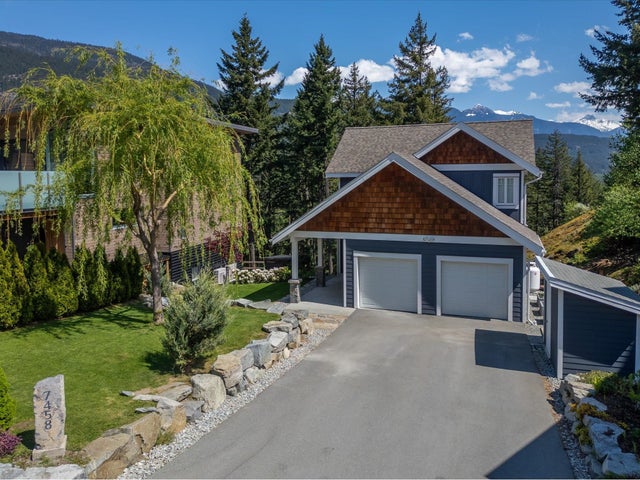 7458 Dogwood Street - Pemberton Single Family Residence, 4 Bedrooms (R2997839)