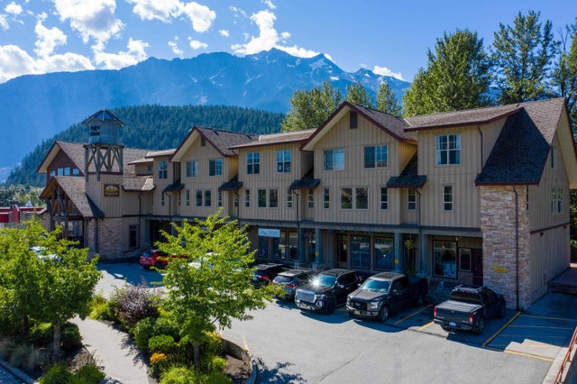203 - 1436 Portage Road - Pemberton Apartment/Condo for Sale, 2 Bedrooms (R3040611)