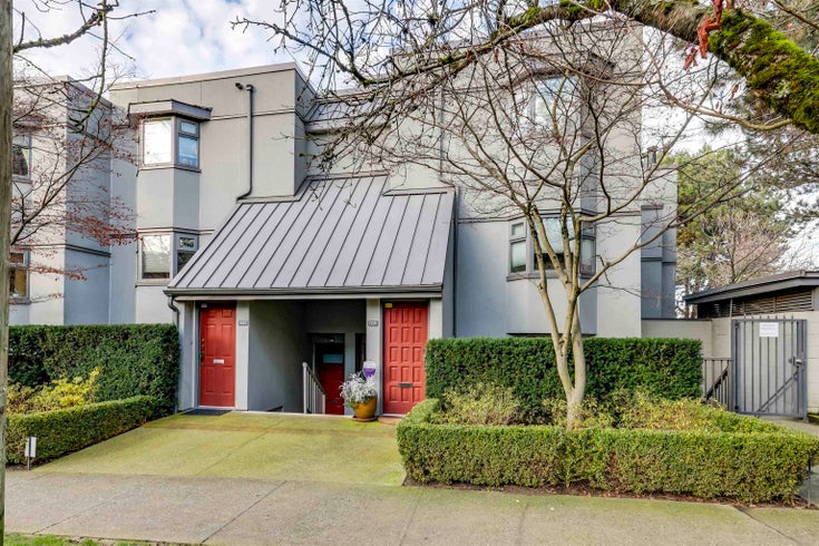 1327 W 8TH AVENUE - Fairview VW Townhouse, 2 Bedrooms (R2955690)