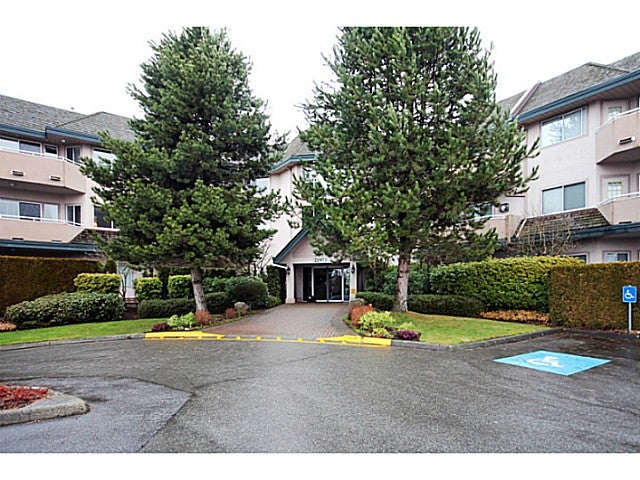 # 108 21975 49 AV - Murrayville Apartment/Condo, 2 Bedrooms (F1403682)