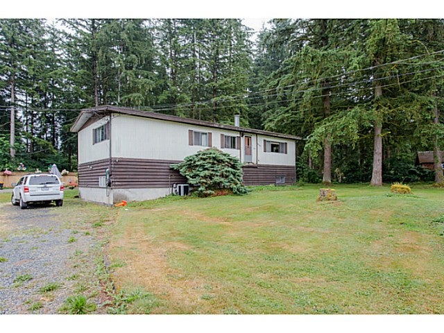 2562 200TH ST - Brookswood Langley House with Acreage, 4 Bedrooms (F1418451)