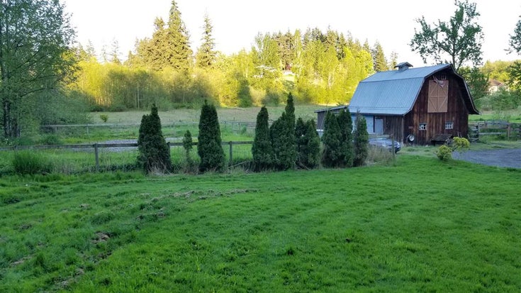 3162 208 STREET - Brookswood Langley House with Acreage, 3 Bedrooms (R2251435)